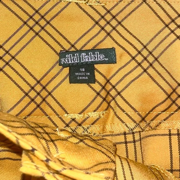 NWT Wild Fable Yellow & Brown Plaid Flare Pants - Picture 4 of 4